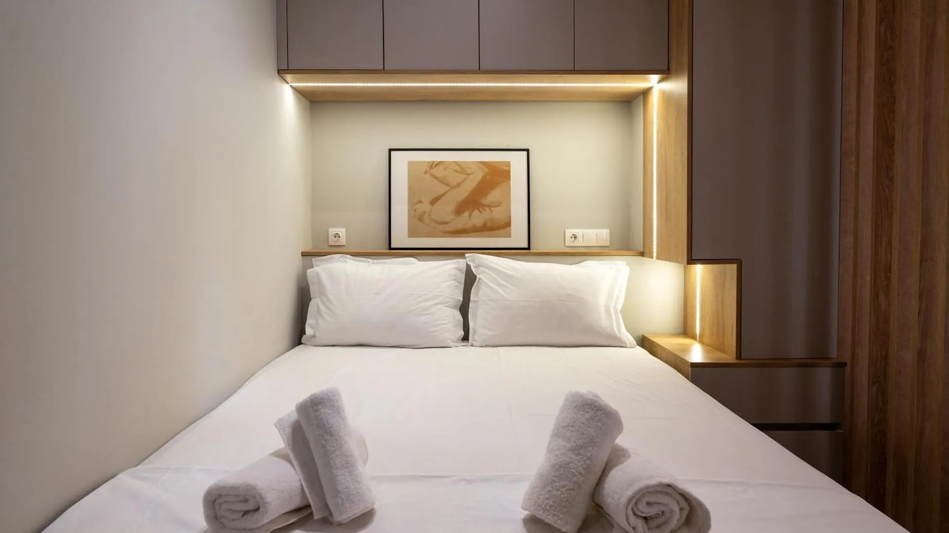 Cozy Suites By Nest Thessaloniki Apartment